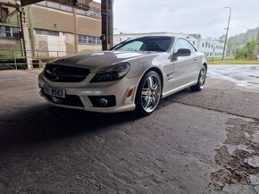 Mercedes Benz SL 63 AMG facelift, motor 6.2 - 4