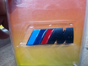 BMW M ZNAK / LOGO (2V1) – KOV,MATNÁ ČERNÁ,CELÁ SADA

 - 4