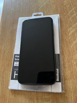 Apple iPhone 11 Black 64GB - 4