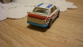 MATCHBOX ŠKODA 130 LR ČESKÁ RARITA + KRABIČKA OD FORDA TRANS - 4