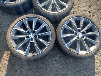 Alu kola 17" Skoda Savio 5x100 s pneu 215/40R17 - 4