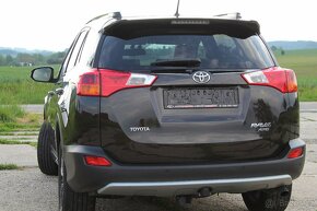 Toyota Rav4 2.2D 110Kw 4x4 184000km servis Led webasto kamer - 4