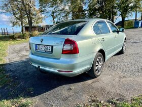 Prodám octavii II  1,9tdi facelift 2009  spotřeba okolo 3l - 4