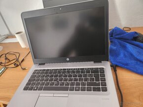 HP EliteBook 745 G4, 14", 8GB DDR4 RAM, 256 GB - 4