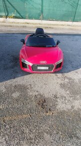 AUDI - 4