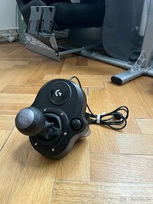 Logitech G29 + shifter - 4