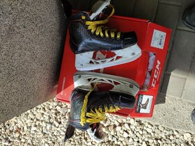 Brusle juniorské CCM Jetspeed 270 - 4