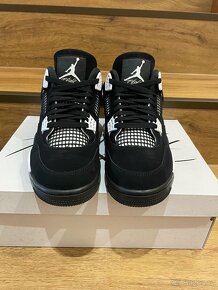 Jordan 4 white tunder - 4