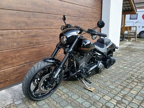 Harley-Davidson FXSE Pro Street Breakout - 4