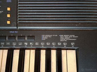 Klávesy Yamaha PSR400 - 4