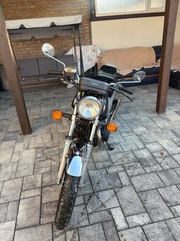 HONDA CB400N - 4