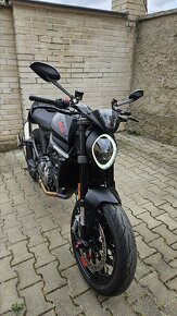 Ducati Monster - 4