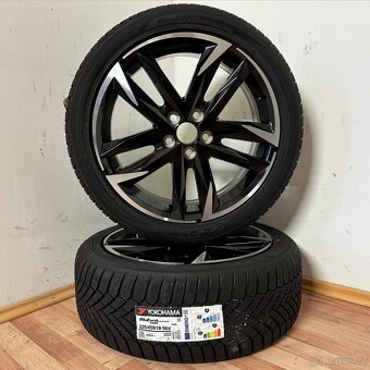 NOVÉ TOYOTA CH-R 5x114,3 R19 ET50+ZIMNÍ 225/45R19 9mm - 4