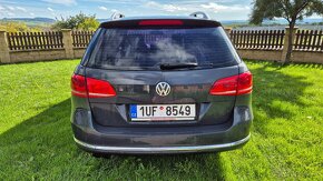 Passat 2,0tdi 125kw DSG, Highline 2011 - 4