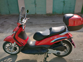 PIAGGIO BEVERLY 250 najeto jen 8218km - 4