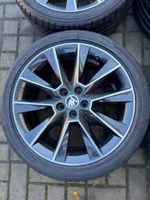 ORIGINÁL Alu Škoda SAVIO R17, 5x100 - TOP STAV - 4