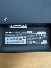 Monitor Philips 193V5LSB2 18.5",LED, TFT, 5ms, 700:1, 200cd/ - 4