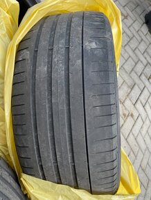 Letní pneu 245/40/19 94. 4ks Pirelli PZERO - 4