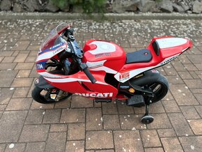 Elektrická motorka Peg Perego Ducati GP - 4