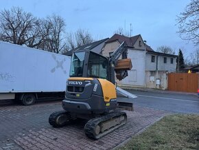 Pásový bagr Minibagr Volvo ECR35D rv2017 CAT Kubota takeuchi - 4