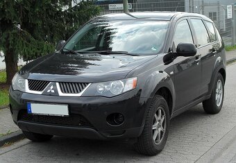 rozprodam Mitsubishi Outlander 2.2 di-d instyle 115kw rv2009 - 4