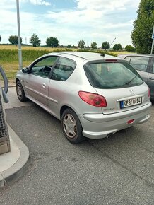 Peugeot - 4