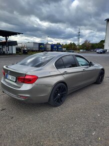 BMW 318d - 4