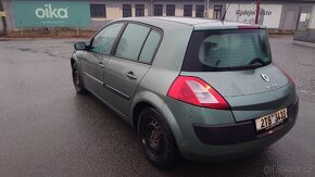 Renault Megane 1.6 16V - 4