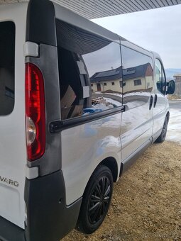 Opel Vivaro - 4