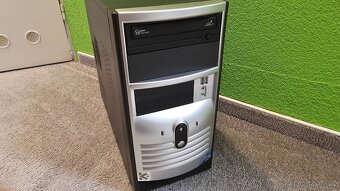 Stolní počítač, Intel Core 2 Duo, 2GB RAM, 700GB HDD - 4