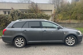 Toyota Avensis kombi 2.2 diesel 130KW. Tempomat,, - 4