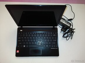 Acer Aspire One 725 - 4