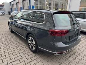 VW Passat B8 GTE 1.4 eTSI 160kW DSG Tažné Matrix LED Kamera - 4