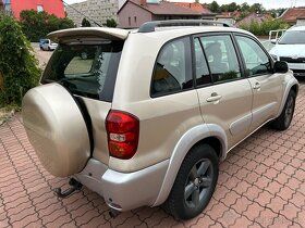 Toyota RAV4 2.5 D4-D 4X4, ČR, automatická klimatizace, tažné - 4