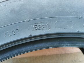 PNEU NOKIAN 235/45 ZR18, 2ks, 5mm, letní - 4