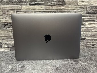 MacBook Pro 13" 2020 M1 / 16GB / 500GB - 4