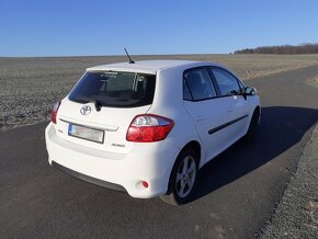 Toyota Auris, hatchback, 1.6, 97 KW, RV 2012, benzín/LPG - 4