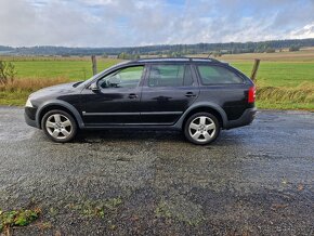 Škoda Octavia Scaut 4x4 - 4