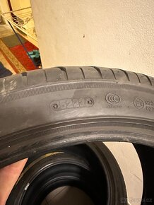 Kola R18 225/40 DOT:22 - 4