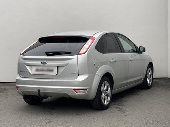 Ford Focus 1.6TDCi ,  66 kW nafta, 2011 - 4