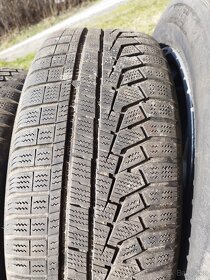 Prodám pneu 235/60 r18 - 4