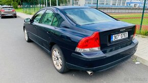 Volvo S60 2,4t - 4