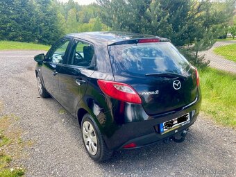 mazda 2 1,3 16V - 4