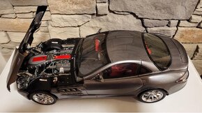 Mercedes-Benz SLR McLaren 1:12 CMC - 4