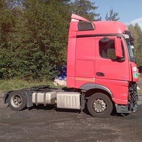 Mercedes Benz Actros 1845 - 4