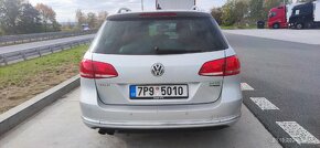 Volkswagen Passat - 4