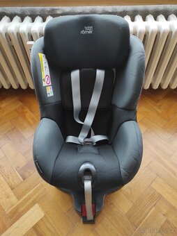 Britax Römer Dualfix M i-size - 4