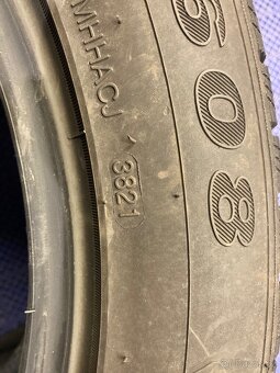 2x zimní pneu 235/50 R18 - 4