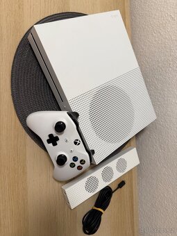 XBOX ONE S 1TB TOP STAV - 4