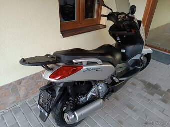 Yamaha Xmax 250, rok 2008, pěkný stav, Video, mohu dovéz - 4